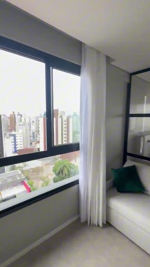 Vista do studio mobiliado no Centro de Florianópolis